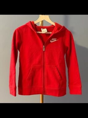 ⚡️⭐️Nike Unisex Kids Zip Up Sweatshirt - Size: 7 (6-7 Years)